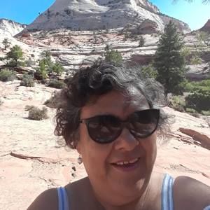 Meet your Posher, Eduwiges